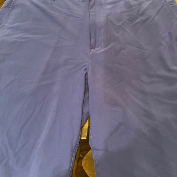 Nike Golf Shorts/Size 32 - Picture 1 of 2